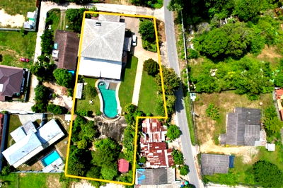 บ้านเดี่ยว ชลบุรี : ขายบ้านหลังมหญ่ เนื้อที่2ไร่และ31 ตรว.