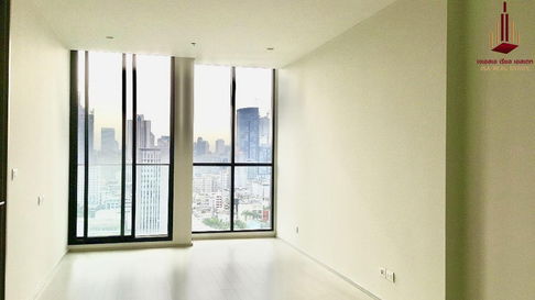 ✨ For Sale: Noble Ploenchit Condo ✨ 💰 Only 19,500,000 THB