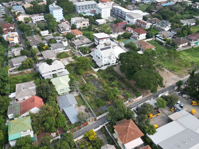 Land for sale, 646 sq wah, Phra Khanong