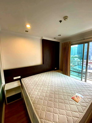 Condos for rent : Lumpini Place Rama 9 - Ratchada, 1B1B, 10th Floor, B Tower, 38 Sq.wah, Rent  13,500 baht/month