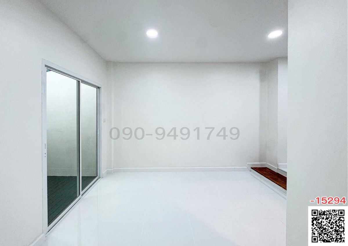 picture Townhome for sale, 84 Mansion, near MRT Lat Phrao 71, only 900 meters. - 8/16
