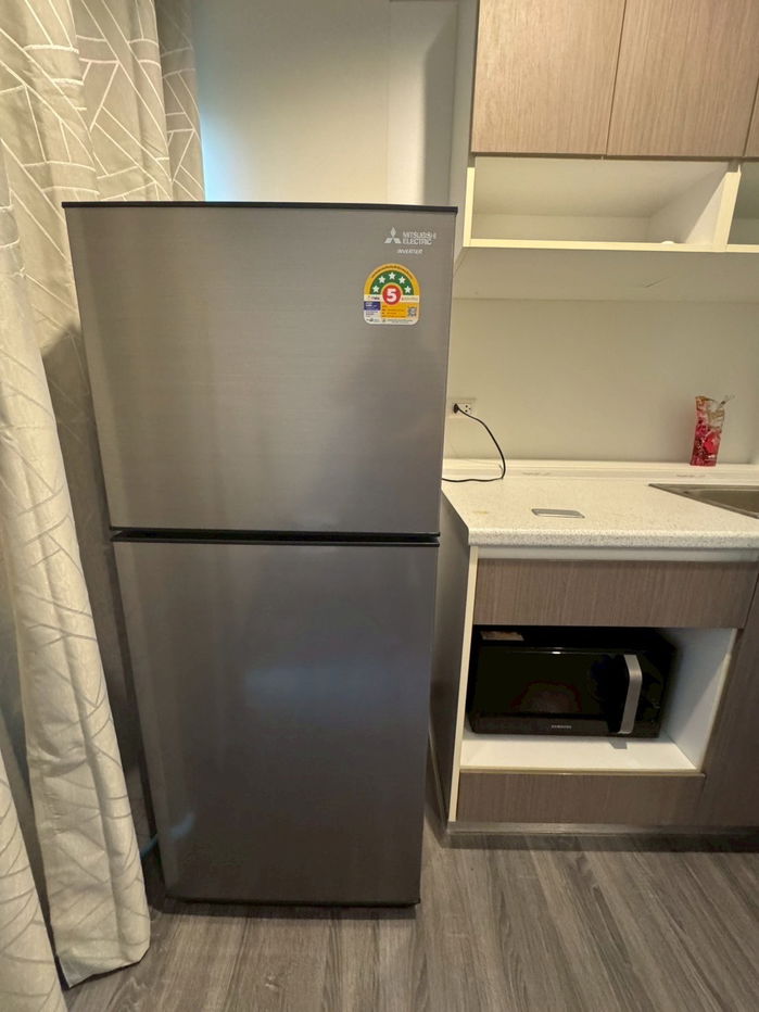 รูป ให้เช่าคอนโดเดอะทรัสต์ BTS เอราวัณ ติดรถไฟฟ้า 0 เมตร - รูปที่ 3/5