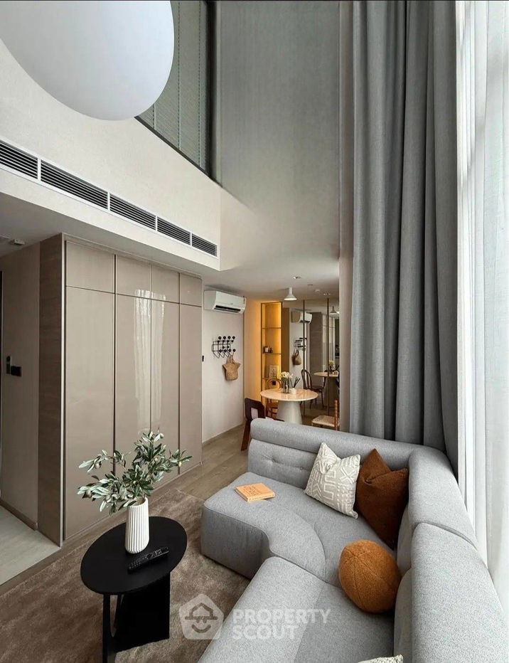 picture 1-BR Condo at The Crest Park Residences near MRT Phahon Yothin (ID 2417362) - 3/17