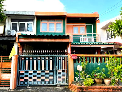 Twin houses for rent Metropolitan Waterworks Authority Bang Khen Office : For rent 2-story semi-detached house, Soi Chaeng Watthana 15/2 Land area: 32 square wah Fully furnished