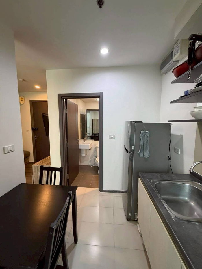 รูป The base park west 1B1B ชั้น 15 ขนาด 26 ตร.ม เช่า 13,000 บาท/เดือน เฟอร์และเครื่องใช้ไฟฟ้าครบ - รูปที่ 6/7