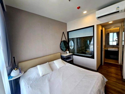 Condos for sale : Luxury Japanese-style condo, Keen Center Sriracha, beautiful room, fully furnished,  move in Ready