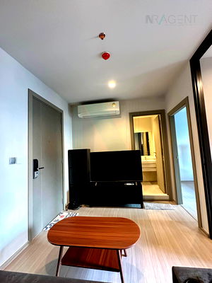 คอนโดให้เช่า : ให้เช่าคอนโด ไลฟ์ อโศก-พระราม 9 อาคาร 1 ชั้น 31 1 ห้องนอน ขนาด 32 ตรม ใกล้ ตลาดอยู่เจริญ