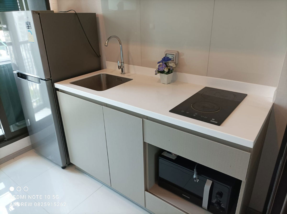 picture Life Sukhumvit 62, for Rent 1 Bedroom, 30 sqm, 18th floor, room with beautiful view, 300 meters to BTS Bang Chak station - 10/19