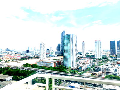 Condos for sale : The Lighthouse Condo beautiful river/city views, for sale 4.45mb nego