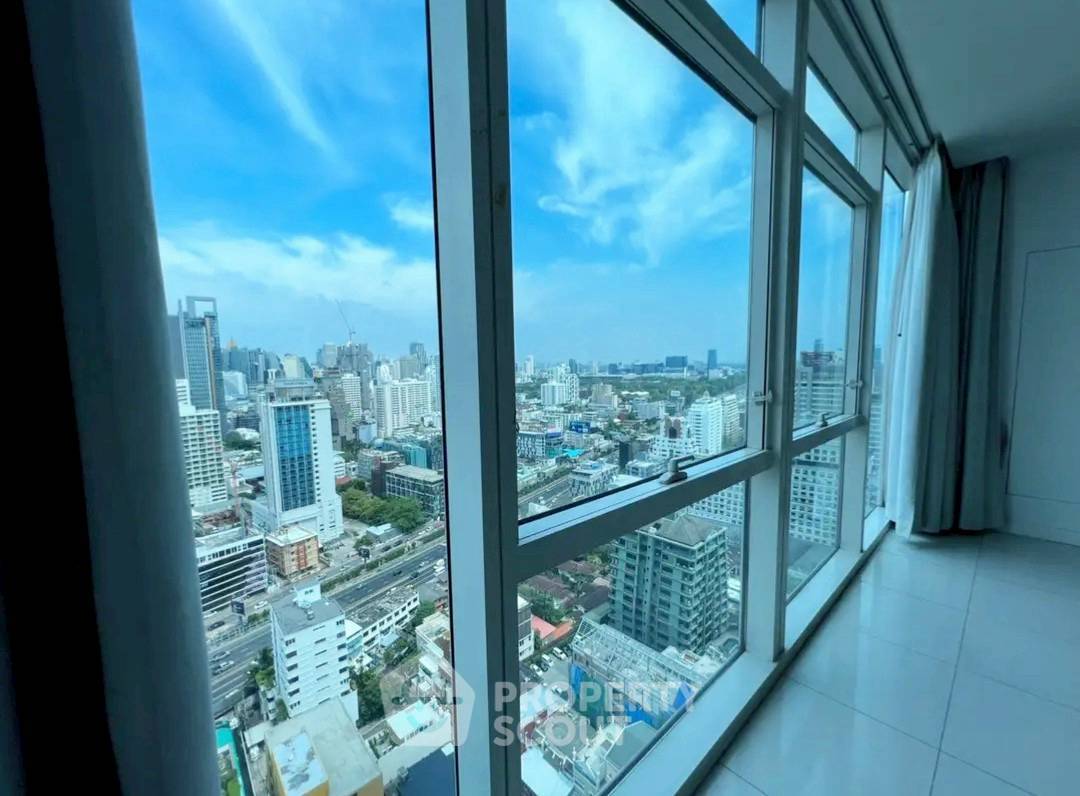 รูป คอนโด 3-ห้องนอน ที่ แอทธินี เรสซิเด้นซ์ ใกล้ BTS เพลินจิต (ID 2422533) - รูปที่ 11/17