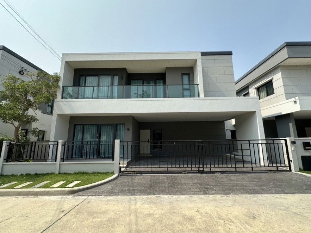 picture Single house for rent, Centro Bangna, 280 sq m, 70 sq wa, 4 bedrooms, 5 bathrooms, near Mega Bangna - 1/12