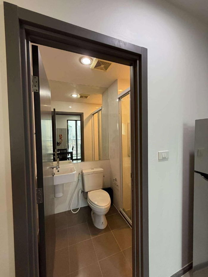 รูป ให้เช่า The base park west 🏙 ❤️ 1 นอน 1 น้ำ 🍃ชั้น15 💎ขนาด 26 ตรม พร้อมเฟอร์นิเจอร์ บิวอินทั้งห้อง 🚎ใกล้ BTS อ่อนนุช มีรถรับส่งทั่งรถตู้ไป BTS - รูปที่ 5/11