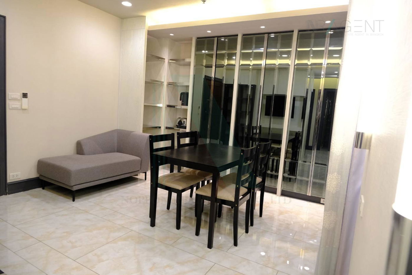 picture ðš For Sell Condo PATHUMWAN RESORT Building 1, Floor 10,2 bed room, Room size 60 sqm - 6/8