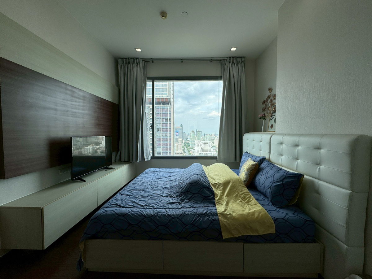 รูป Q Asoke Rare Unit 2 Bedrooms | 2 Bathroom | Fully Furnished Prime location next to MRT Phetchaburi - รูปที่ 9/11