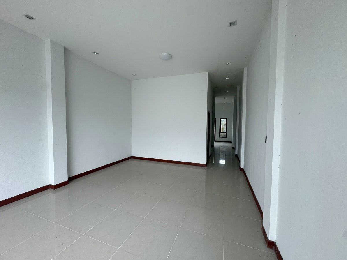 รูป JK2 6483731 : โมเดิร์นแกรนด์ 9 - รูปที่ 3/15