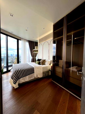 Condos for rent : Ideo Q victory, 2B1B, 32 Floor, 71 Sq.m, Rent 60,000 Baht/Month Fully Furnished