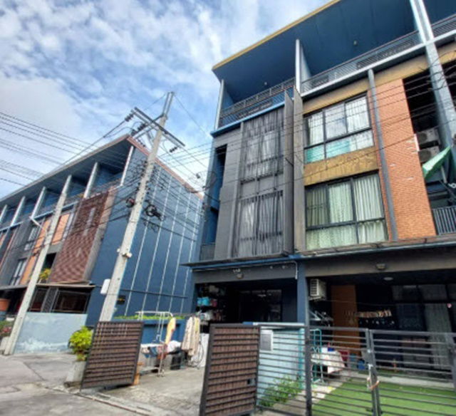 picture Chaengwattana 31-37 MRT MuangThongThani 300m. Townhome for rent Very cheap, once every 3 years. - 1/8