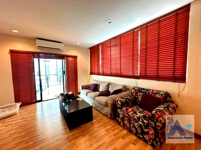 เช่าบ้านเดี่ยว BTS ทองหล่อ : 🔼🔽 AccomA 📩  2 BR House in Khlong Tan Nuea (AA43887)