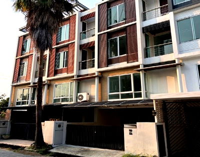 เช่าทาวน์โฮม ถนนรัชดา-รามอินทรา :  ให้เช่าทาวน์โฮม 4 ชั้น ย่านนวลจันทร์ โครงการ เดอะไพรมารี อัลติเมท เกษตร-นวมินทร์ / อยู่อาศัย หรือ Home Office จดบริษัทได้