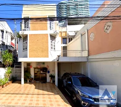 เช่าบ้านเดี่ยว BTS ทองหล่อ : 🔼🔽 AccomA 📩  4 BR House in Khlong Tan Nuea (40098)