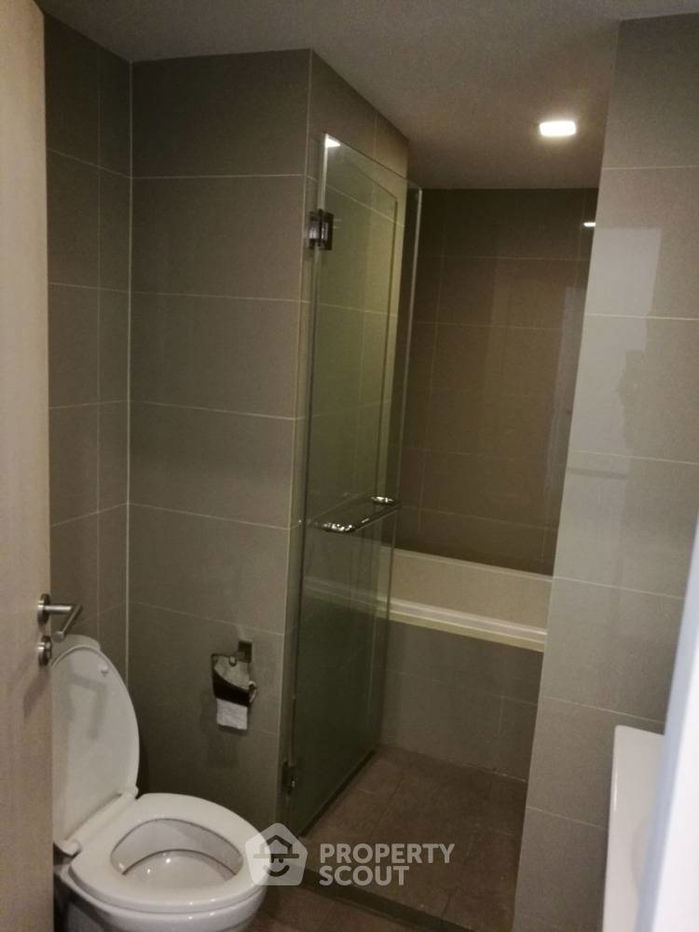 picture 2-BR Condo at Maestro 39 Sukhumvit 39 near BTS Phrom Phong (ID 2141061) - 21/25