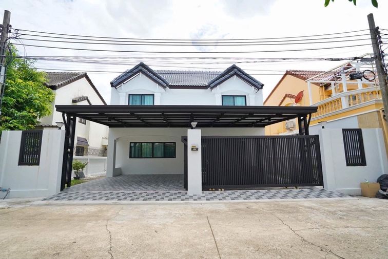 5-bed house for rent, 250 sqm, 70 sq wah, The Master Royal Suan Luang Rama 9