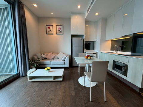 Selling at a loss! 1 Bedroom 38 Sq.m all-in close to MRT Phetchaburi station