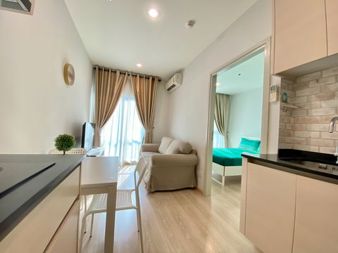 ปล่ออยเช่า Noble Revolve Ratchada โนเบิล รีวอลฟ์ รัชดา 25ตารางเมตร 14,000 บาท