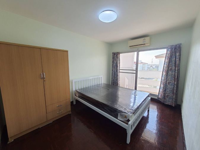 [RAR2212-1080] Baan Suan Thon Phuttha Bucha 47.**Accept Thai tenants only**