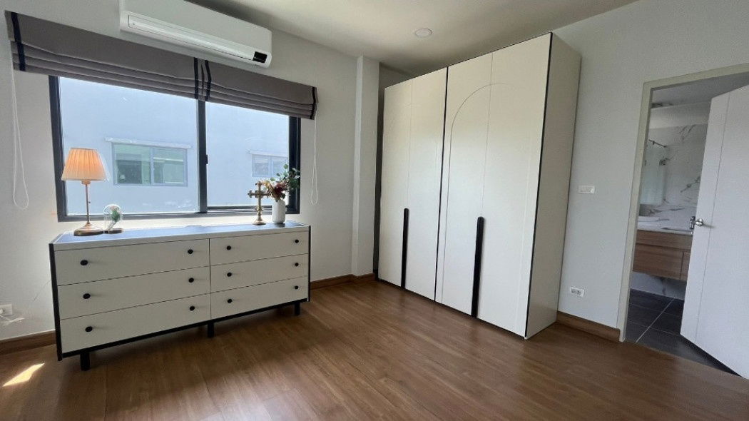 picture Single house for rent, Centro Bangna, 280 sq m, 70 sq wa, 4 bedrooms, 5 bathrooms, near Mega Bangna - 10/12