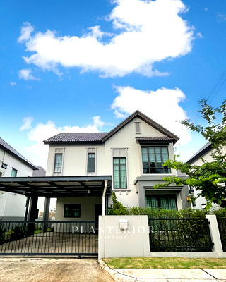 Houses for rent : 59,000 THB/month Ramkhamhaeng Project 3 bedrooms, 1 working room, 3 bathrooms