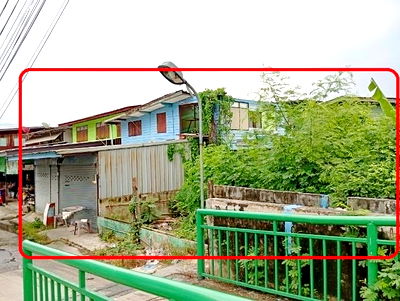 Houses for rent Thawi Watthana : Salaya Market 1.6 km. Room for rent with land 63 sq.wa. 252 sq.m. riverside location on Mahasawat Ca