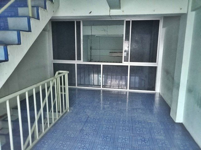 picture FOR SALE  COMMERCIAL BUILDING PROPERTY  1300000 BAHT. - 7/8