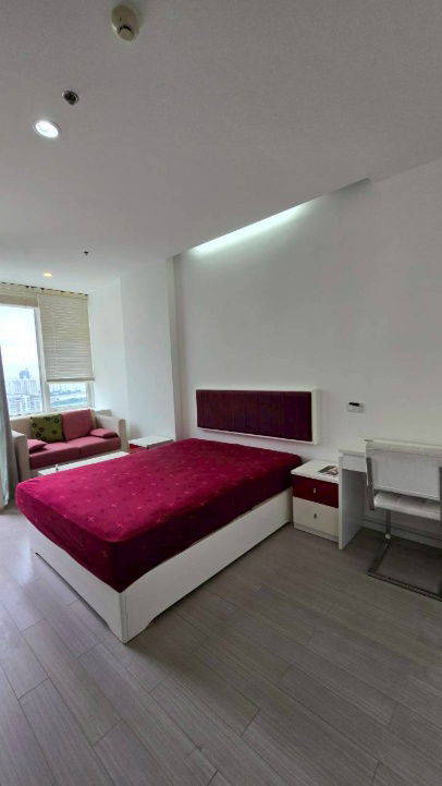 รูป ให้เช่า Studio ชั้น 23 วิวสวย ที่ TC Green Rama 9 พระราม 9 – ครบเฟอร์ 11,000 บาท/เดือน - รูปที่ 6/14