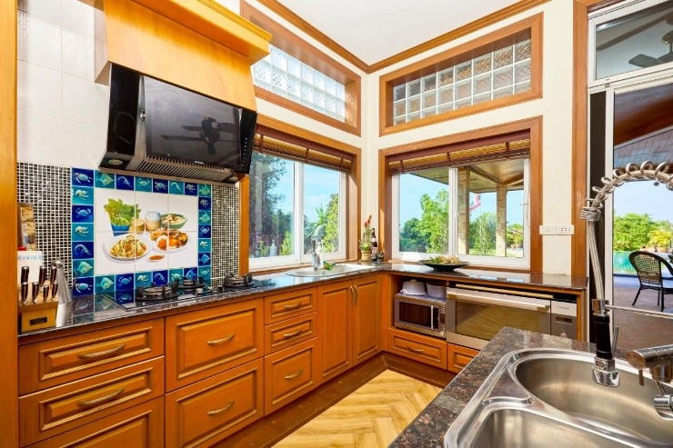 picture Forsale Bigvilla 2 rai and 31 sqw. - 20/20