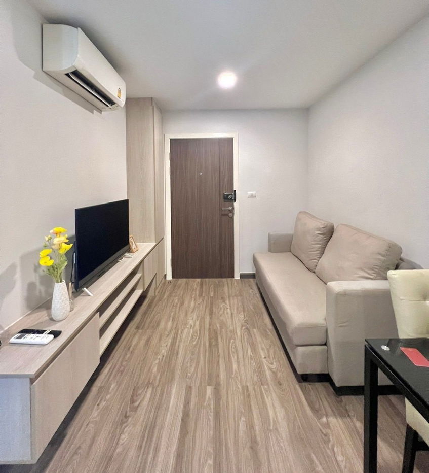 รูป ให้เช่าคอนโด The collect Ratchada 32 พร้อมเข้าอยู่สนใจติดต่อ Line @goodmanpro หรือ โทร 0999029192 - รูปที่ 2/7