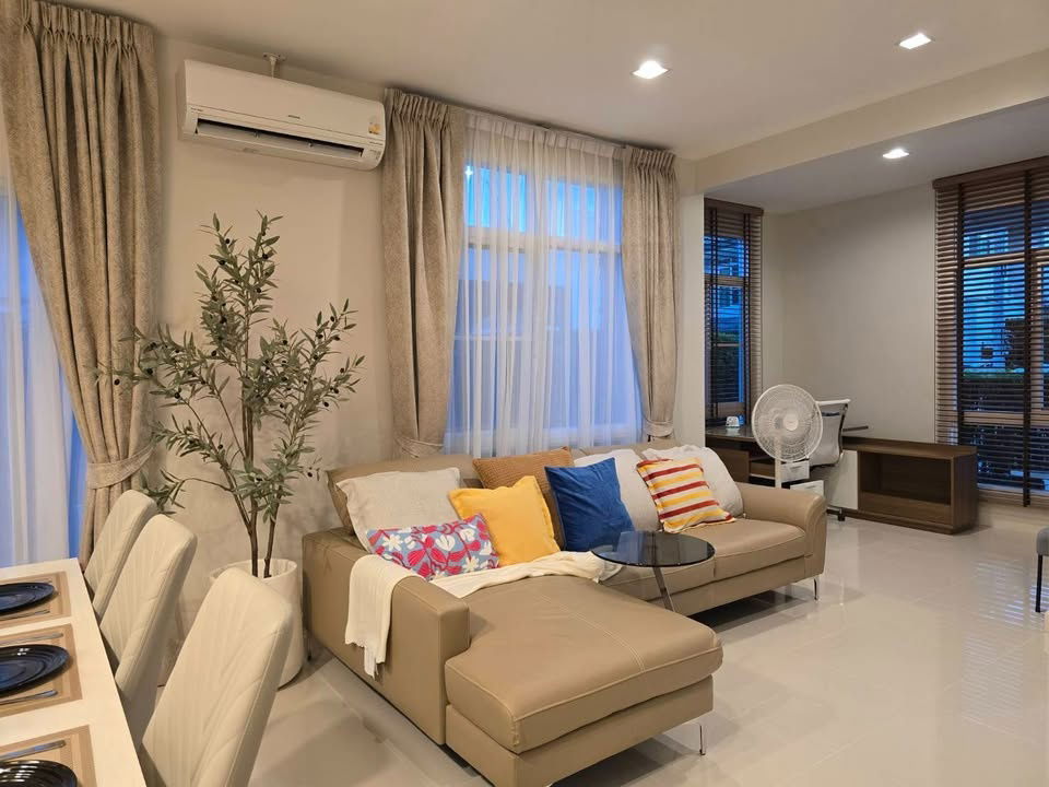 picture Detached house Mantana 2 Bangna Km.7 fully furnishes for rent ( SPSEVE1428 ) - 9/15