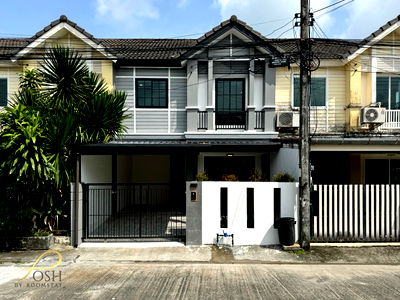 ทาวน์โฮม เมืองภูเก็ต ภูเก็ต : หมู่บ้านพฤกษาวิลล์ ลักกงษี – รัษฎา สามกอง ใกล้ซุปเปอร์ชีป หลังโรงไฟฟ้า เดินทางสะดวก เชื่อมต่อได้หลายเส้นทาง ตอบโจทย์ทุกไลฟ์สไตล์ของคนเมือง