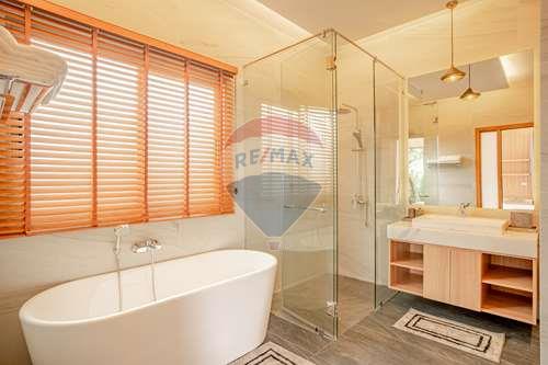 รูป [920491007-6] 4 BEDROOM POOL VILLA IN LAYAN - รูปที่ 9/18