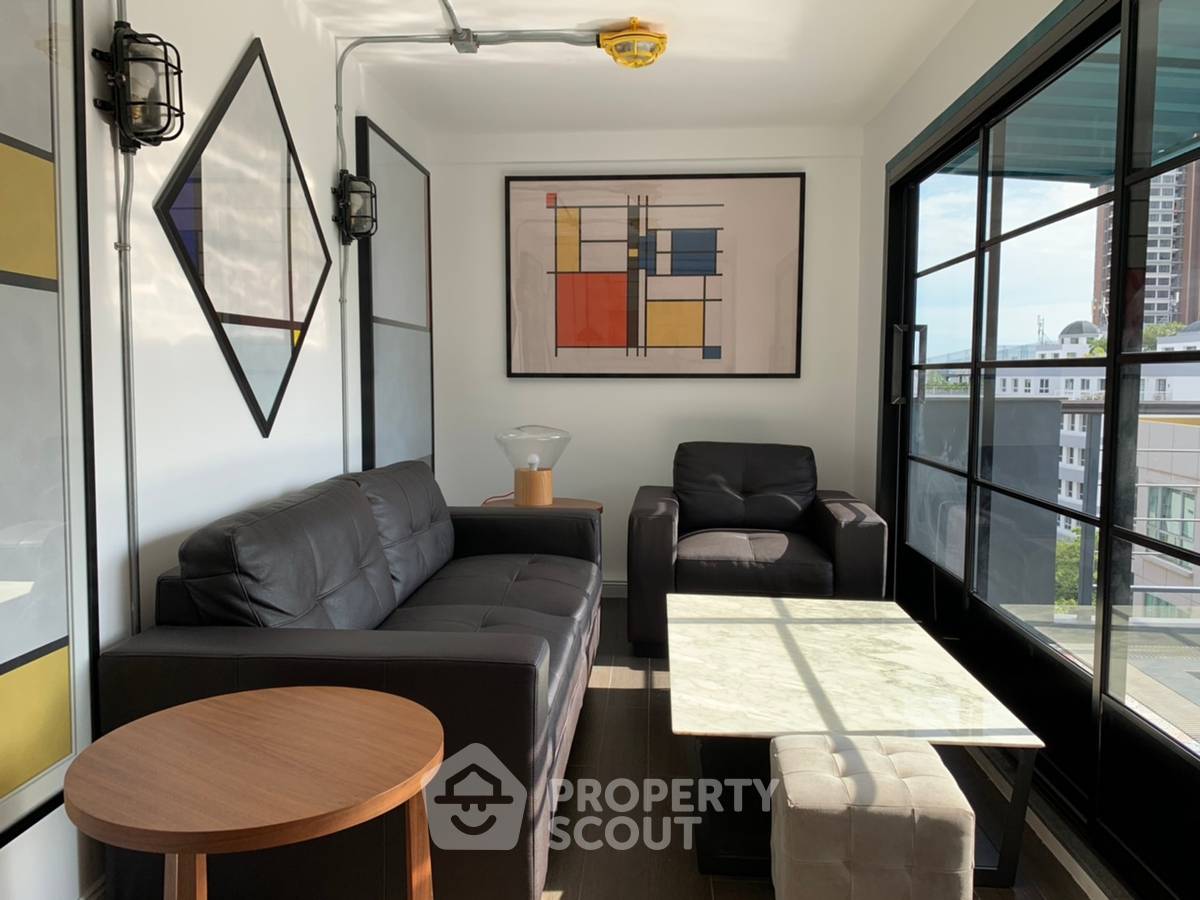 picture 3-BR Condo at Penthouse Condominium 3 near BTS Ekkamai (ID 622040) - 30/32