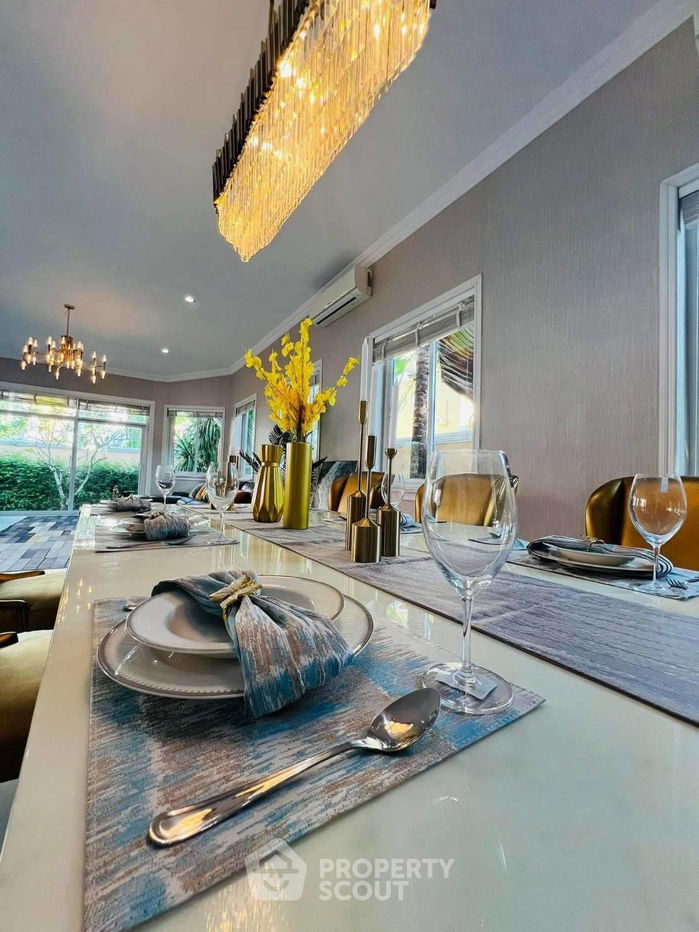 picture 4-BR Villa close to Pattaya (ID 2429221) - 6/9