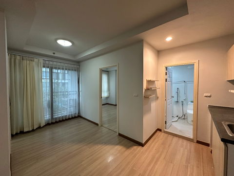 ให้เช่าคอนโด เจคอนโด(สาทร-กัลปพกฤษ์) ขนาด 47 ตรม ชั้น 5 อาคาร บี