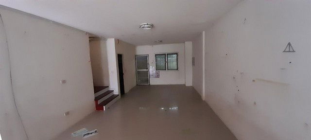 รูป B00608 ขายทาวน์เฮ้าส์ ดิ เอ็กซ์คลูซีฟ สวนหลวง ร.9 เขตประเวศ กรุงเทพมหานคร - รูปที่ 4/8