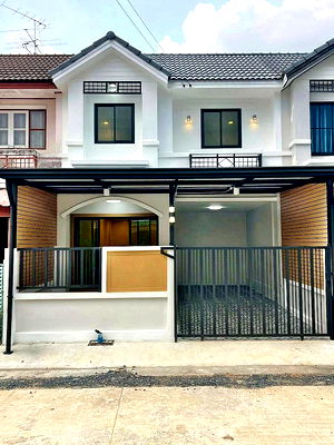 ทาวน์โฮม แม็คโคร บางบัวทอง : หมู่บ้านอักษรา บางบัวทอง  ทาวน์เฮ้าส์ 3 นอน รีโนเวทใหม่  ใกล้ MRT สถานีบางพลู  ใกล้เซ็นทรัล เวสเกต