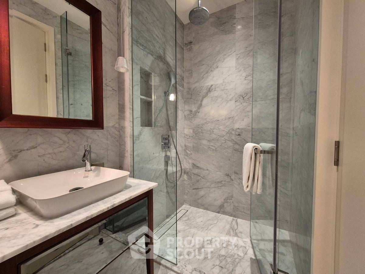 picture 2-BR Condo at Khun By Yoo near BTS Thong Lor (ID 1722411) - 13/13