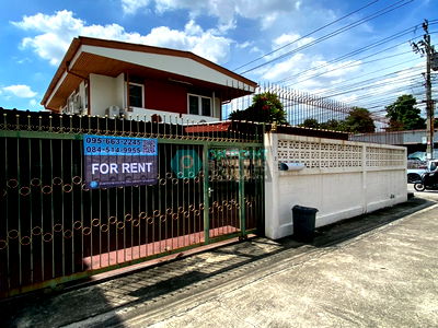 เช่าบ้านเดี่ยว ถนนพระราม 9 : ให้เช่า บ้านเดี่ยว 2 ชั้น @ รามคำแหง
