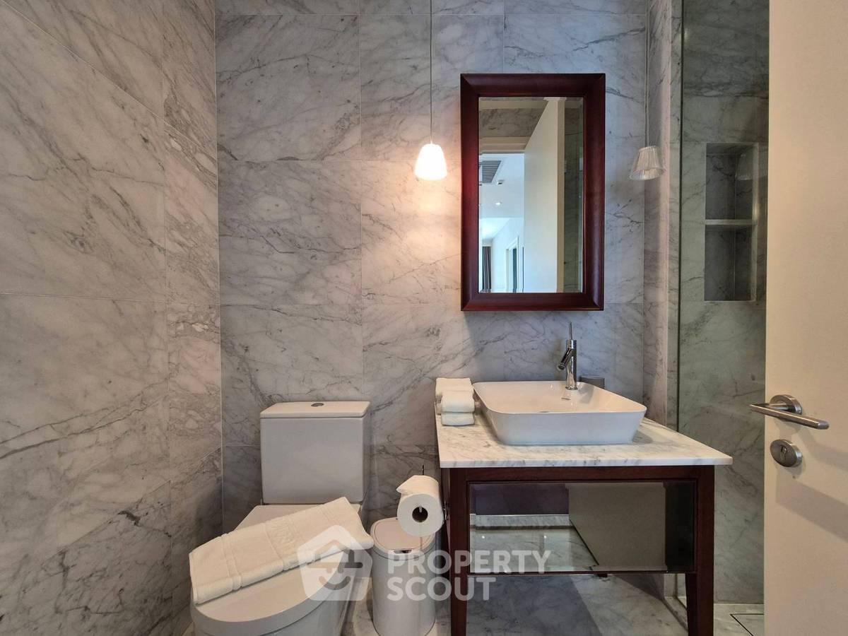 picture 2-BR Condo at Khun By Yoo near BTS Thong Lor (ID 1722411) - 10/13