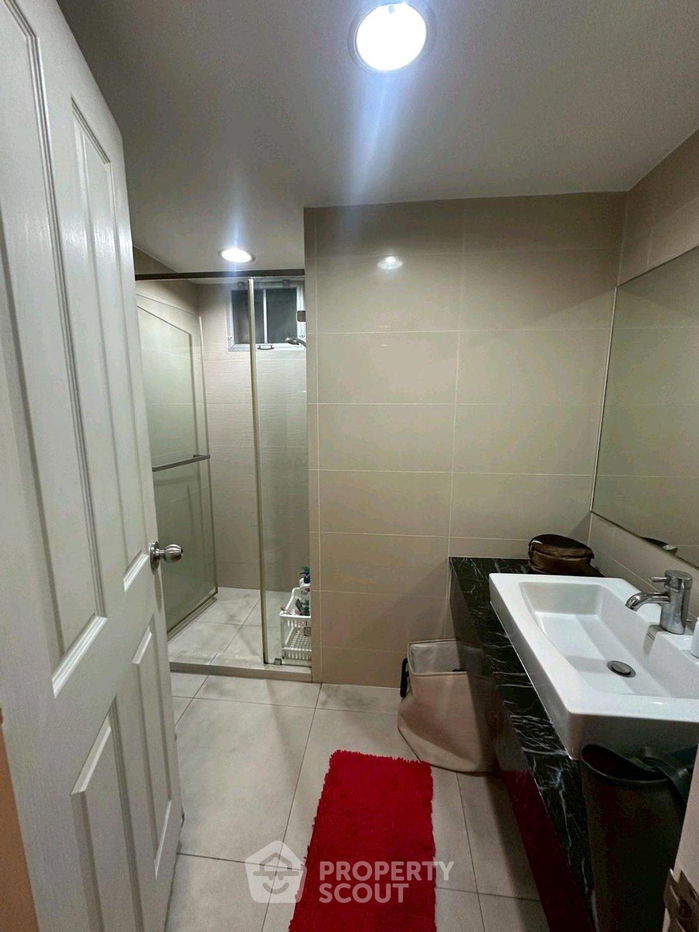 picture 3-BR Condo at Belle Grand Rama 9 near MRT Phra Ram 9 (ID 2261327) - 8/12