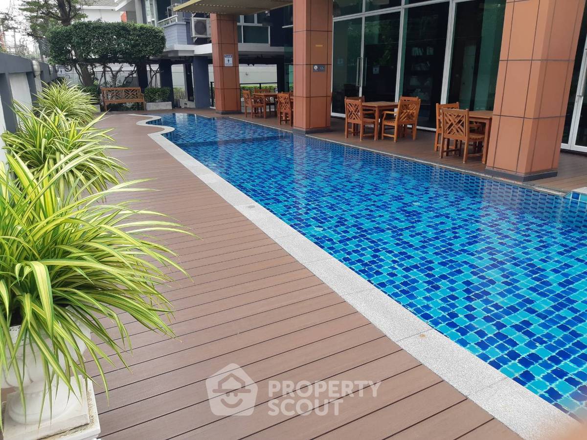 รูป คอนโด 2-ห้องนอน ที่ วิลล่า สิกขรา คอนโดมิเนียม ใกล้ พร้อมพงษ์ (ID 2037505) - รูปที่ 18/22