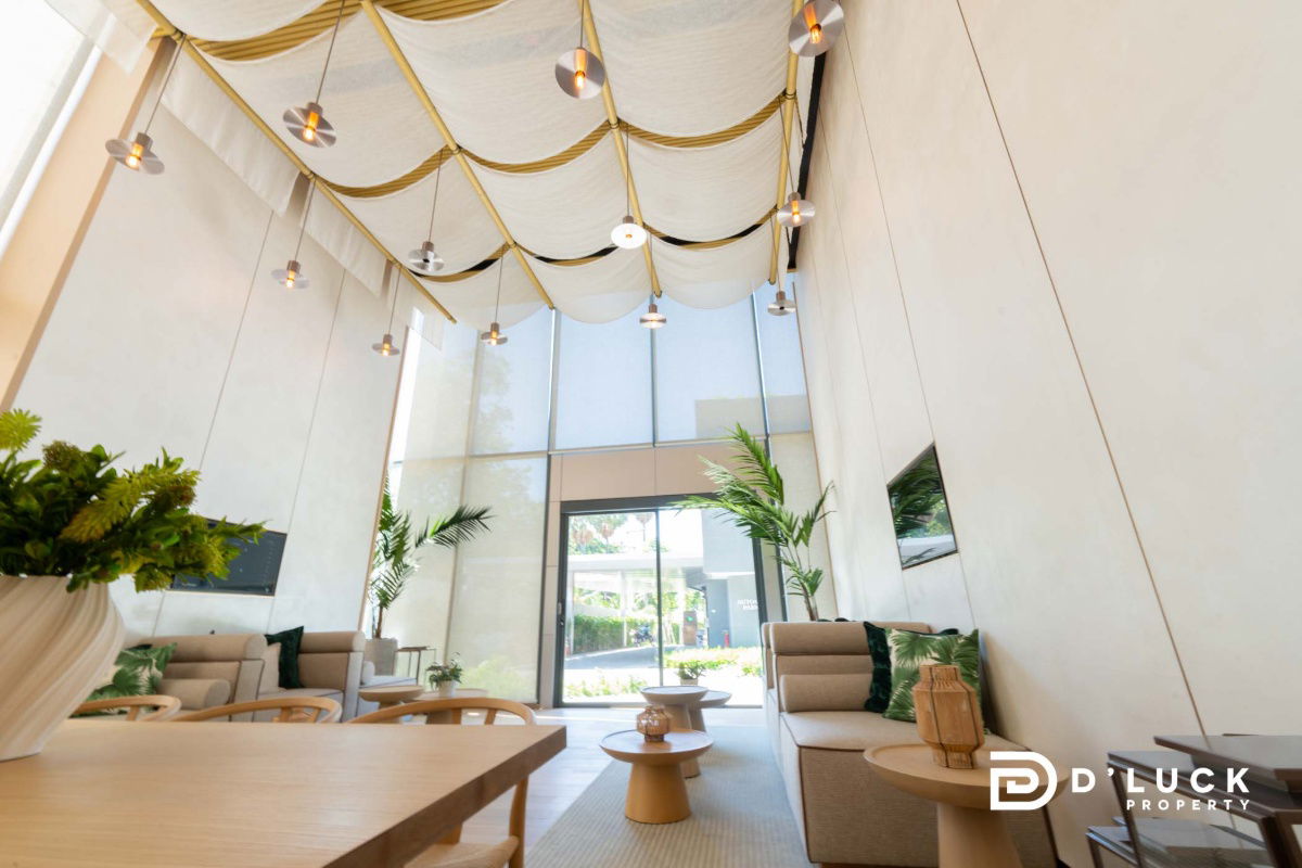 picture Arom Wongamat for Rent, Luxury Beachfront Condo in North Pattaya - Fully Furnished with Sea View - 19/22